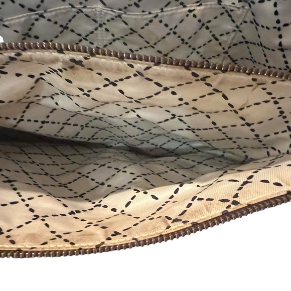 KATE SPADE Leather Tote -good condition spots on lining...